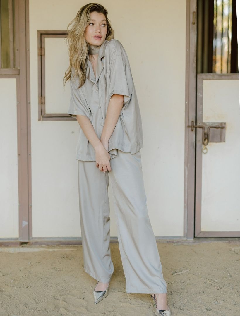 The Travel Button Down + Neck Tie