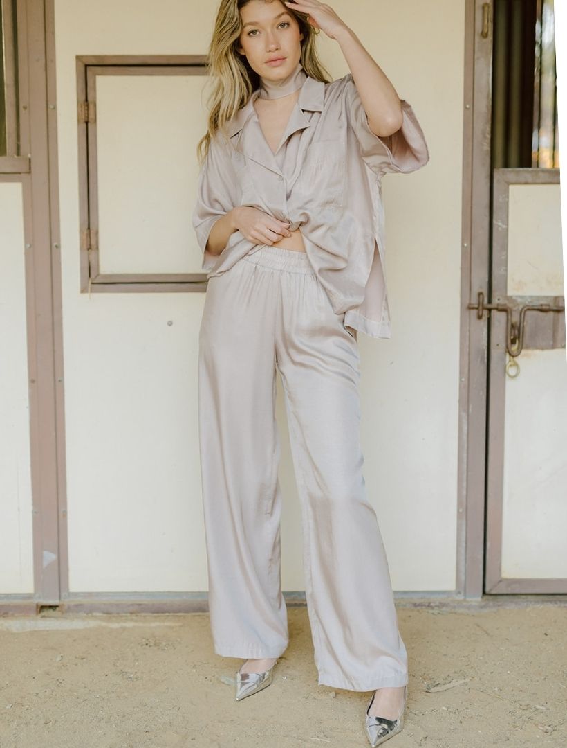 The High Waisted Travel Pant