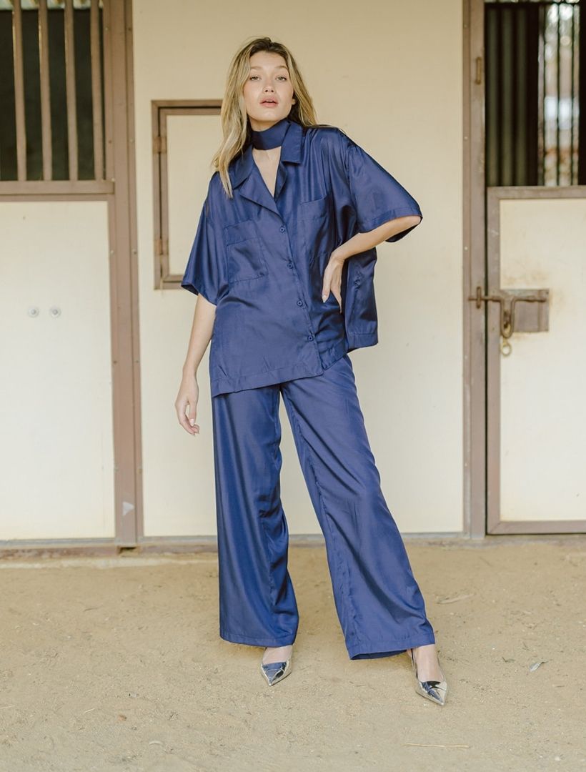 The Travel Button Down + Neck Tie